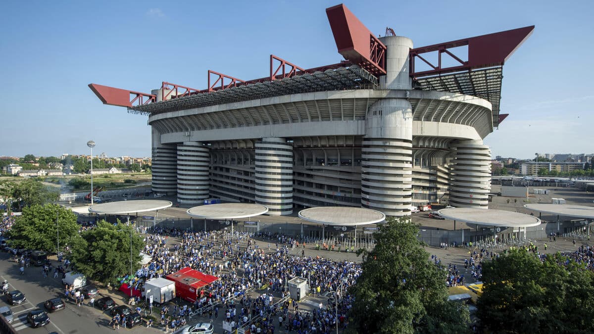 Milan and Inter to Buy San Siro for Demolition and New Stadium