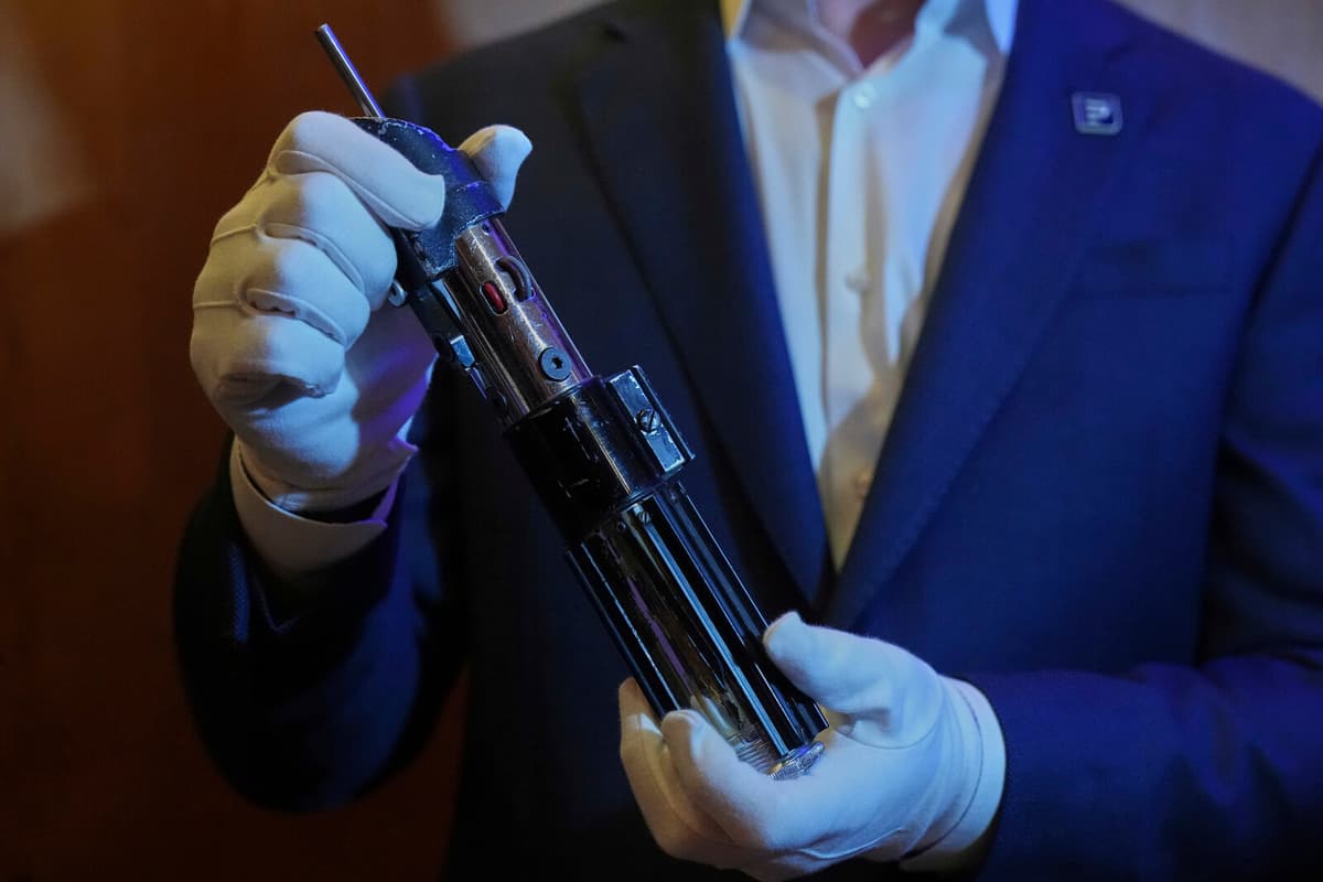 Darth Vader's Lightsaber Auctioned for Over 34 Million Kronor