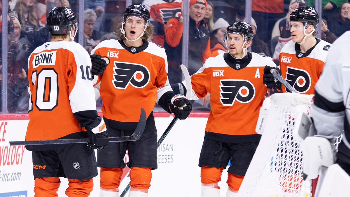 Grundström scores in Philadelphia's long-awaited home win