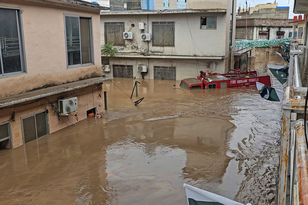 Monsoon Rains in Pakistan Claim Over 300 Lives