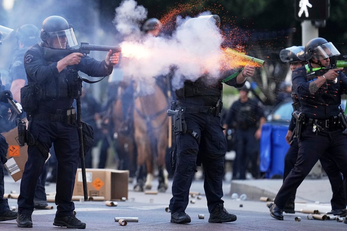 Military Confirms 700 Troops Sent to Los Angeles Amid Protests