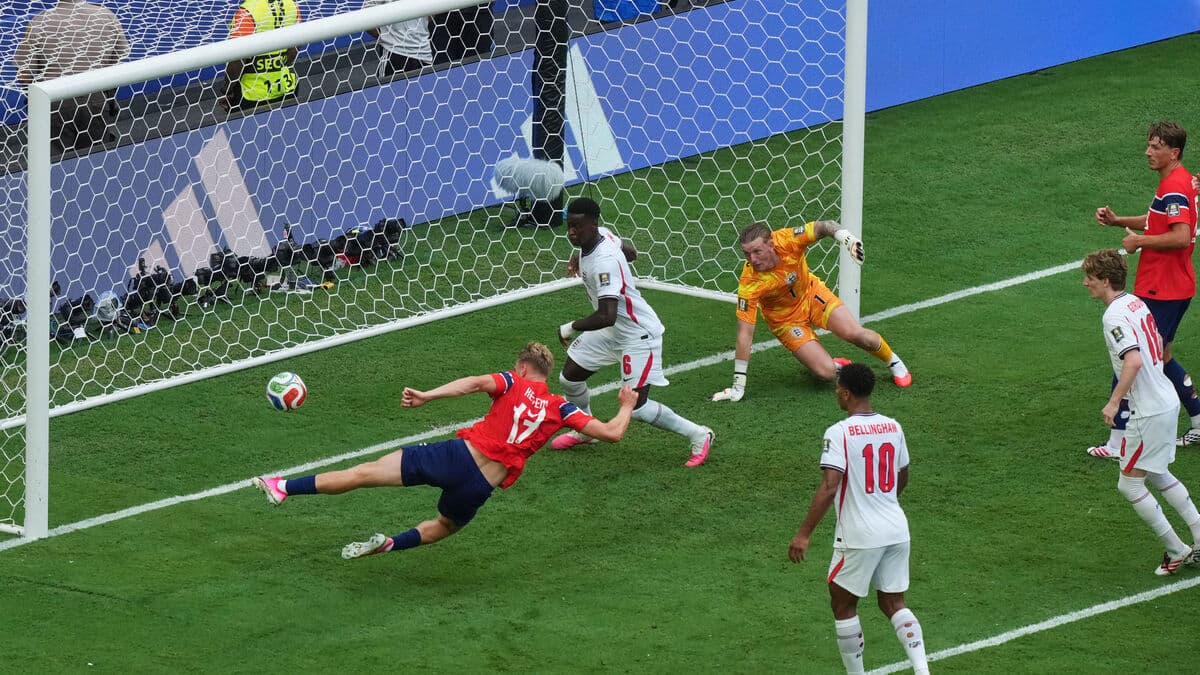 Norway goal ruled out as World Cup quarter-final against England heads to extra time