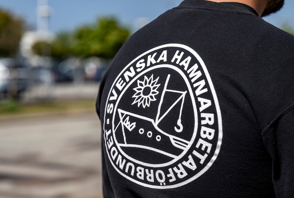 Dockworkers' Union Announces New Strikes in Over Ten Ports