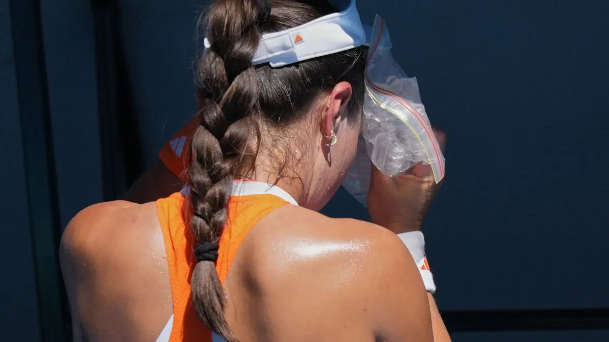 How tennis stars are coping with the heatwave at the Australian Open