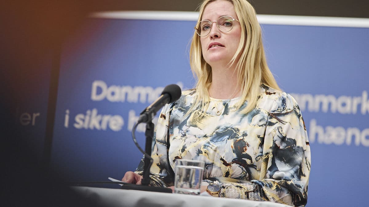Mette Frederiksen invites seven parties, Venstre skeptical