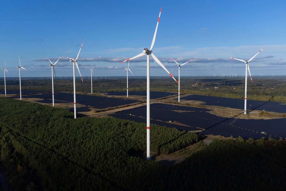 EU Climate Goal Criticized for Potential Emissions Shift Outside Union