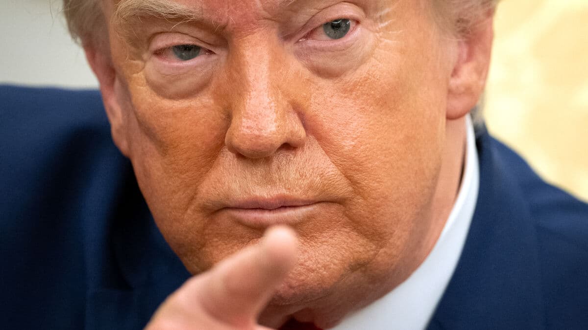 Trump threatens strikes on Iran over shipping in Strait of Hormuz, Tehran warns of retaliation