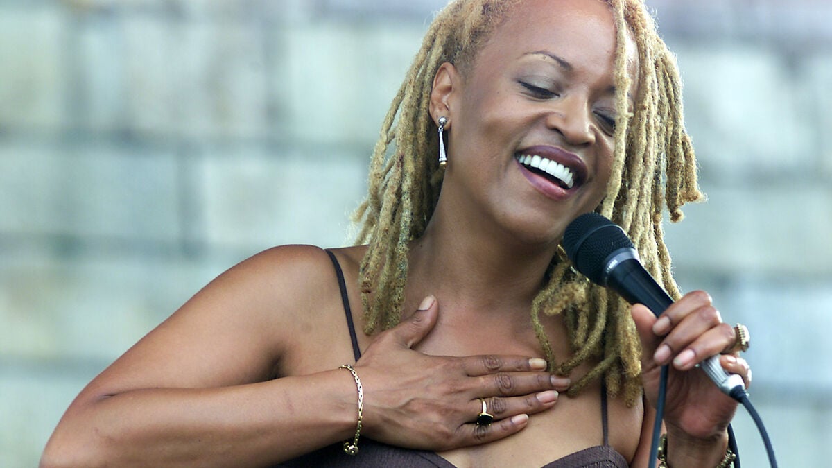 Jazz singer Cassandra Wilson dies at 70