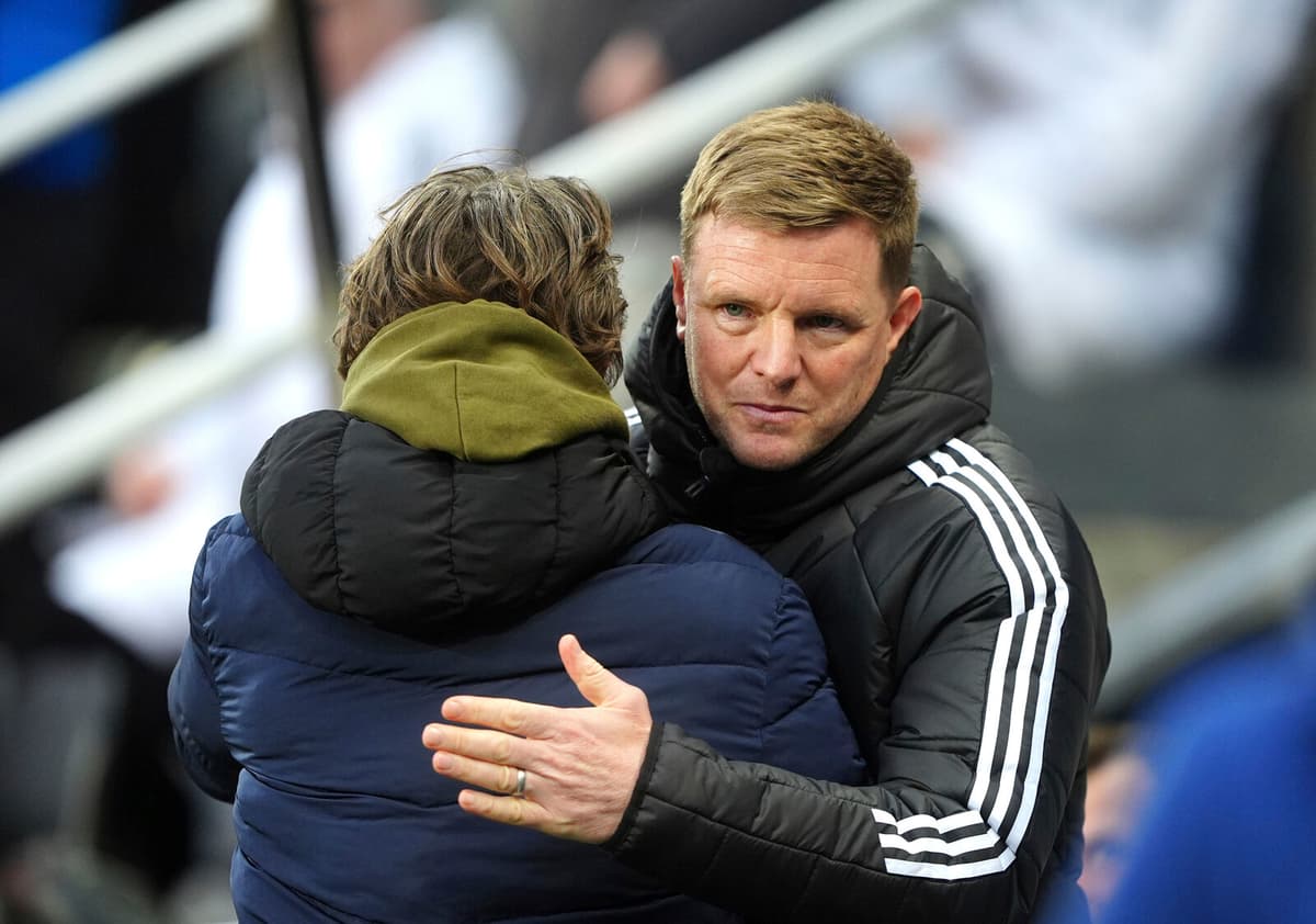 Newcastle Manager Eddie Howe Treated for Pneumonia