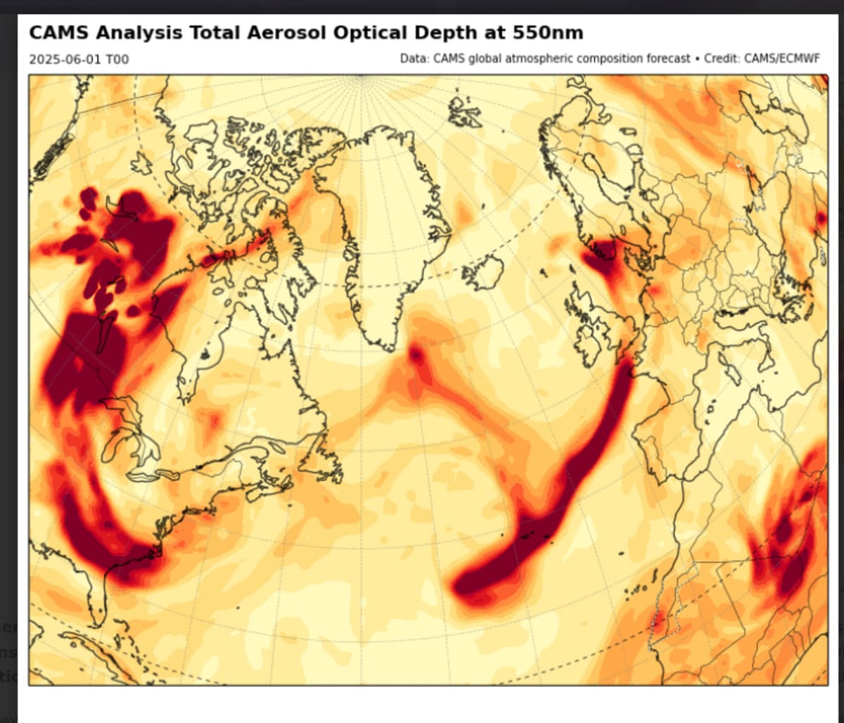 Canadian Wildfire Smoke Reaches Europe, Says EU Climate Service
