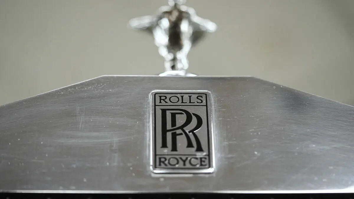 Rolls-Royce engine explodes - three