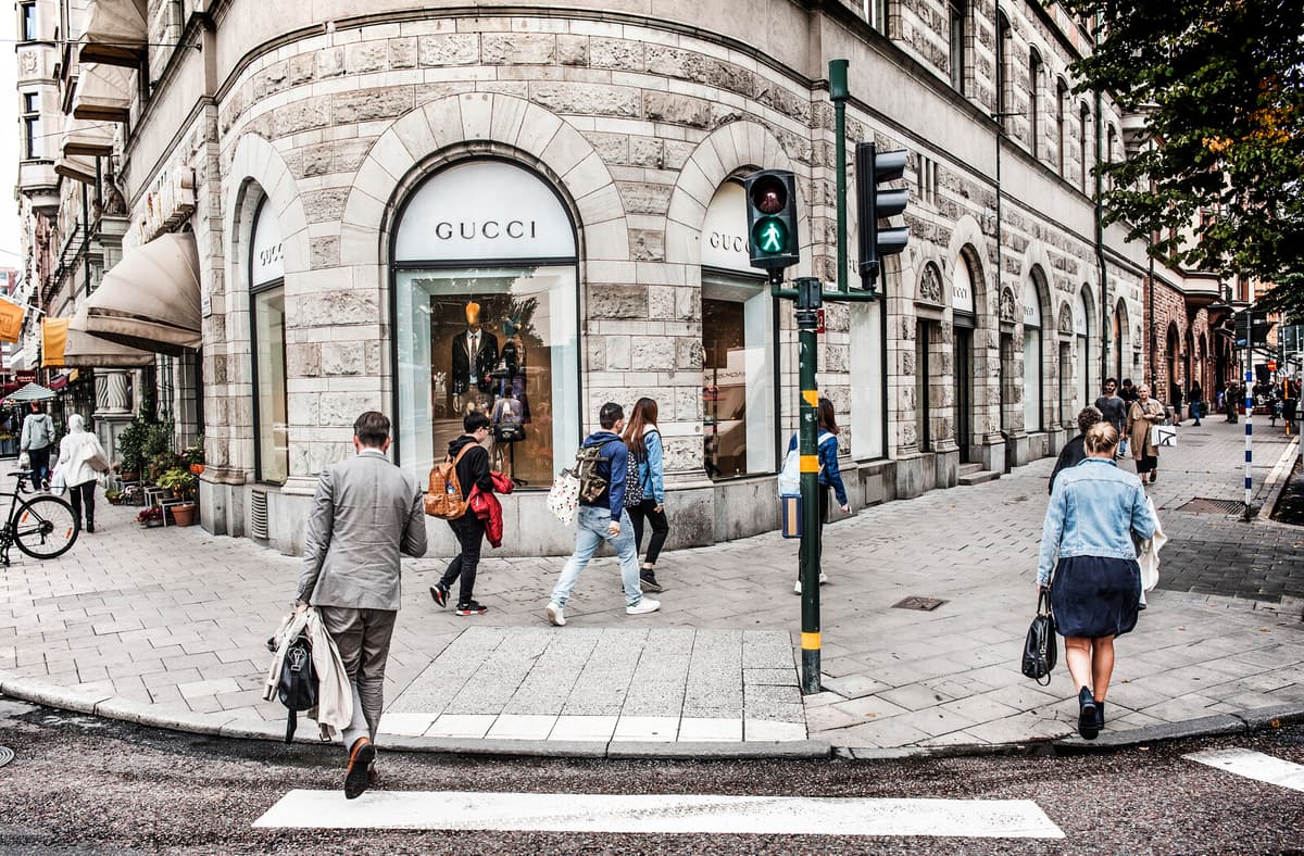 Luxury Brands Offer Affordable Accessories Amid Declining Demand