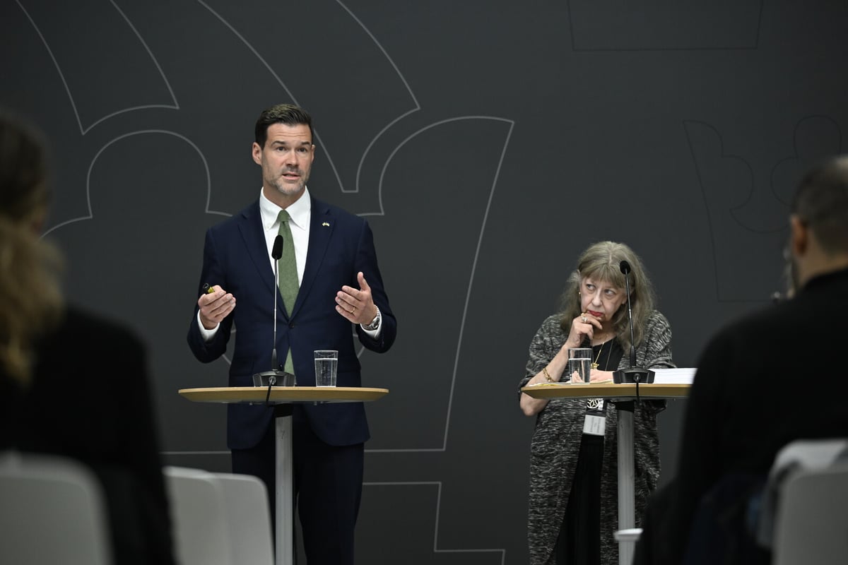 Asylum seekers to be restricted to one county