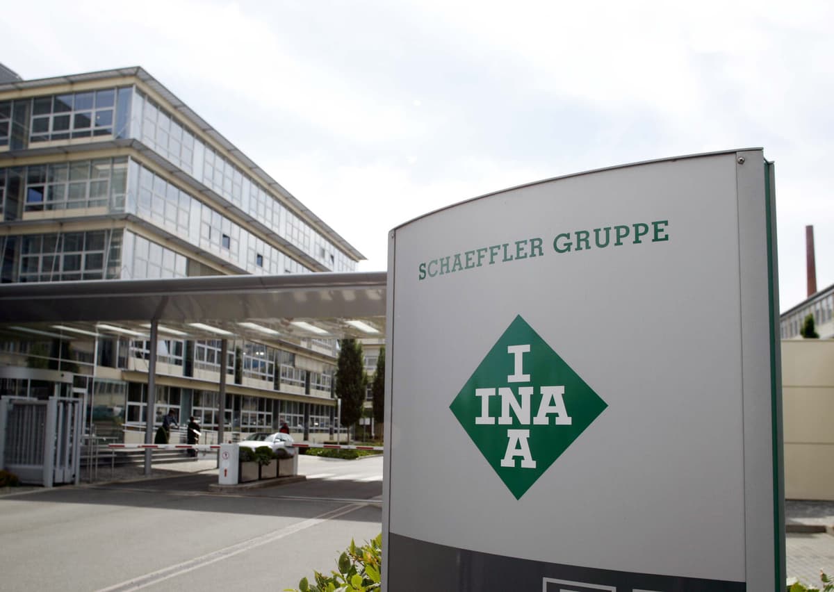 Almost 5,000 to Leave German Industrial Giant