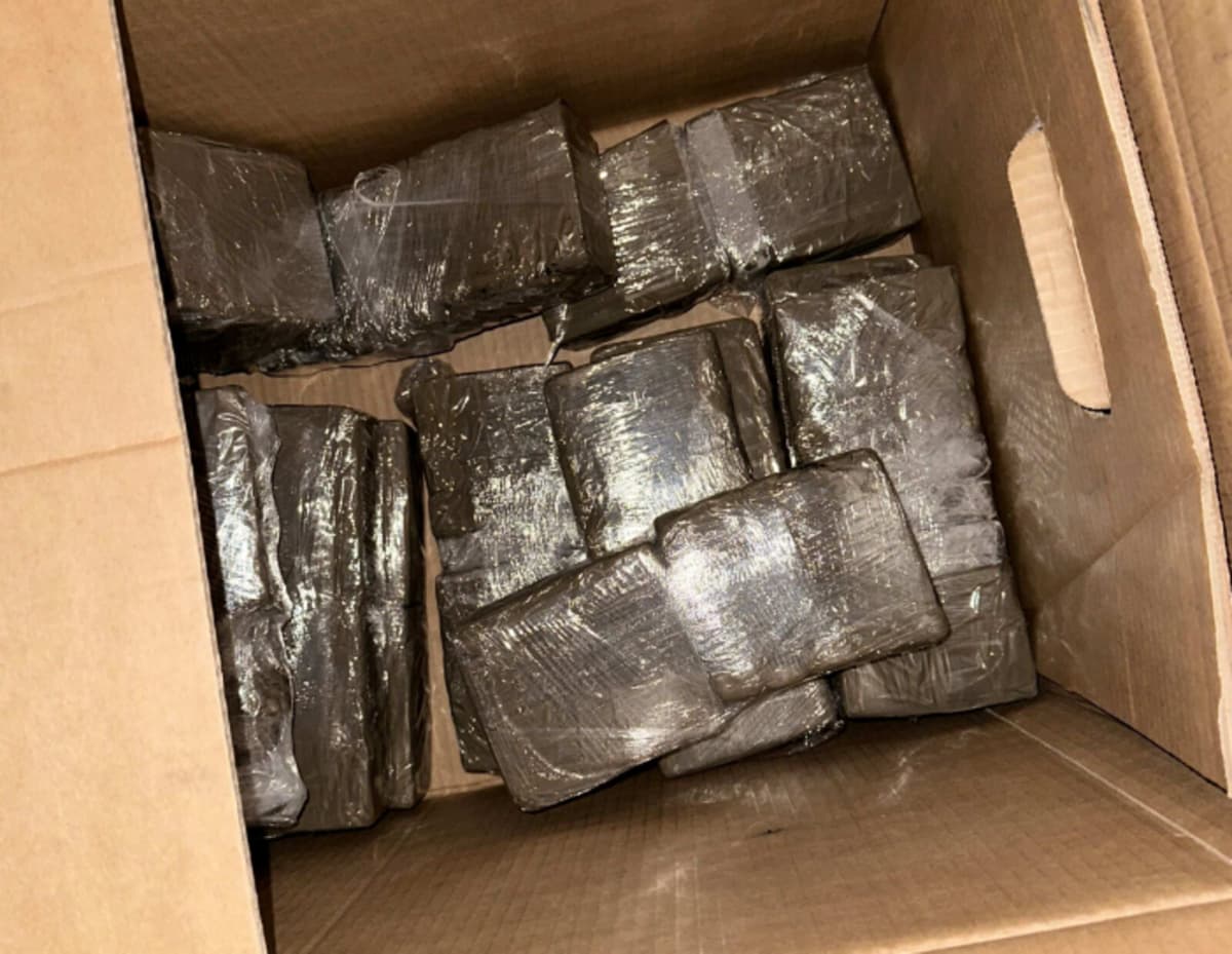 Police Officer Convicted - Source Had Large Quantity of Drugs