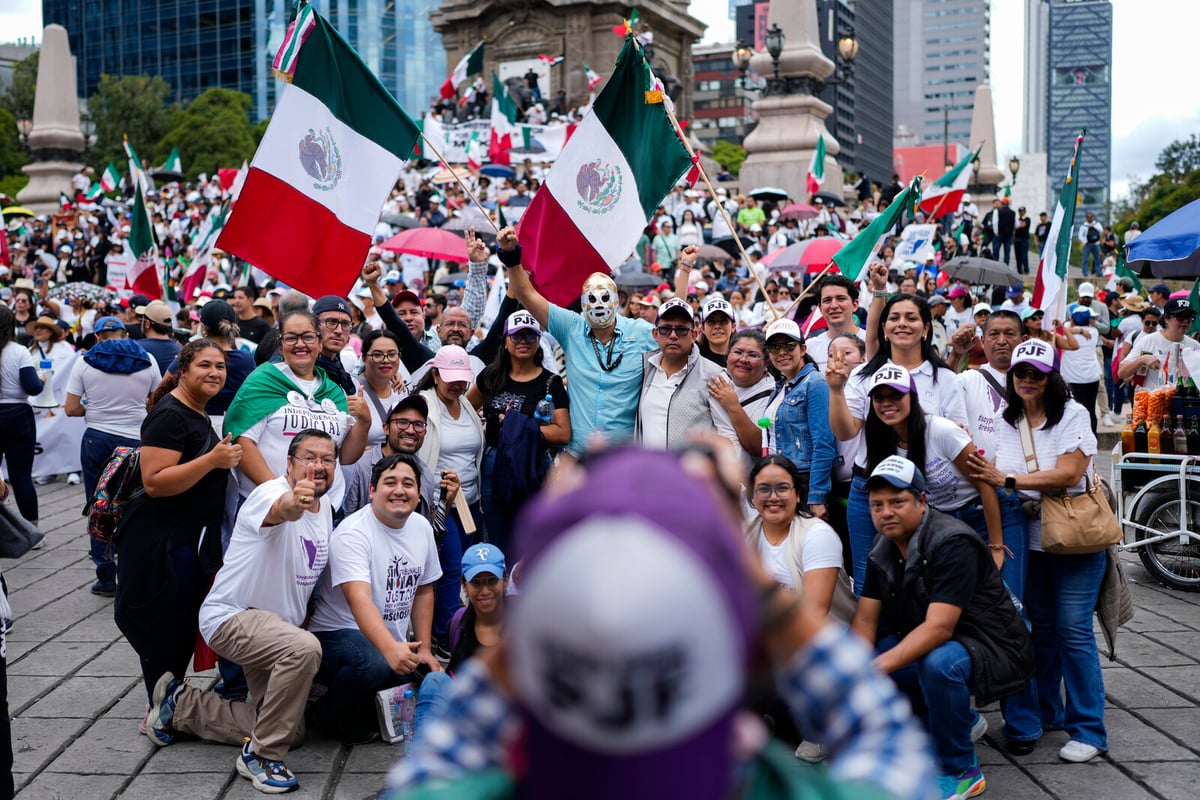 Mass Resignation in Mexico's Supreme Court