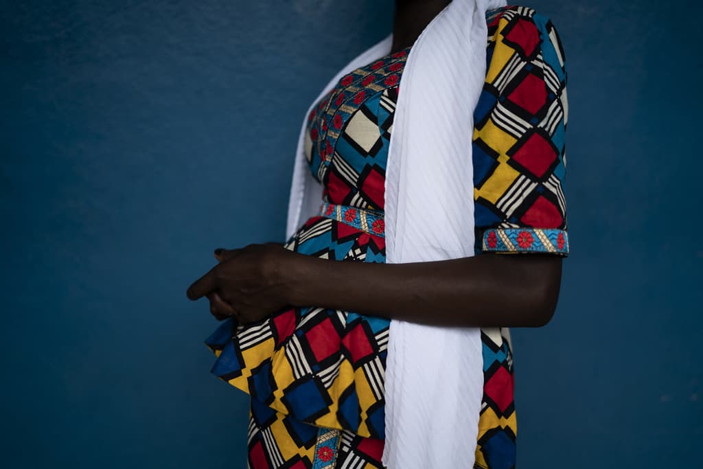 Sierra Leone bans child marriage