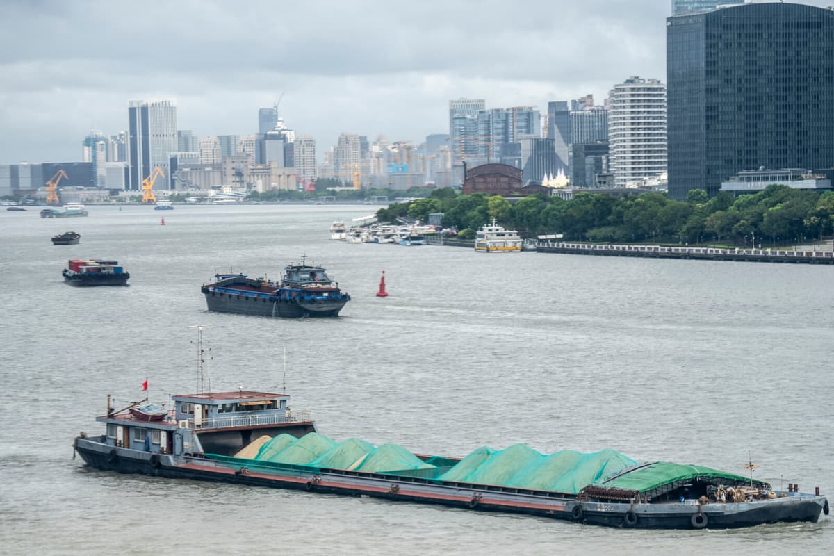 Knife Man Killed Three in Shanghai