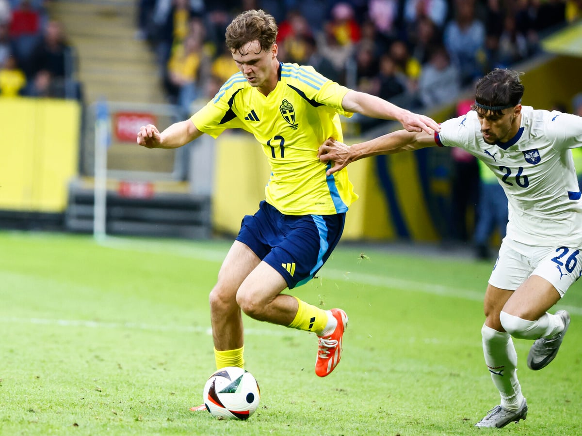 U21 men overwhelmed - have to hope for help