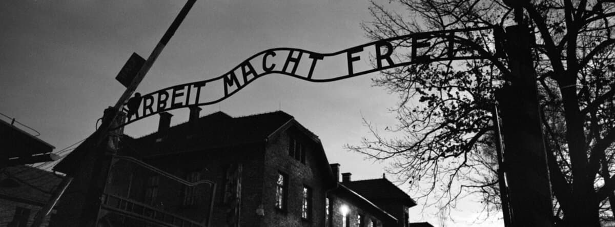 Hockey team penalized for Auschwitz reference