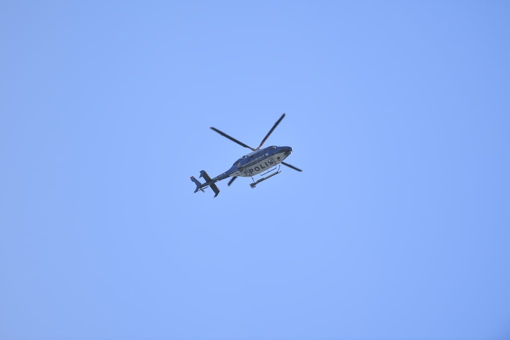 Canoe found upside down – man missing