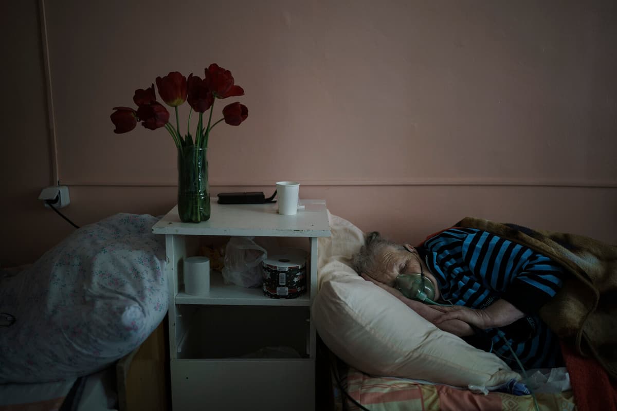 Ukrainians forced to become Russian – just to get medicine