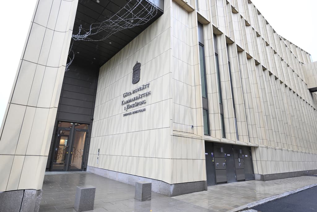 Man expelled for child rape