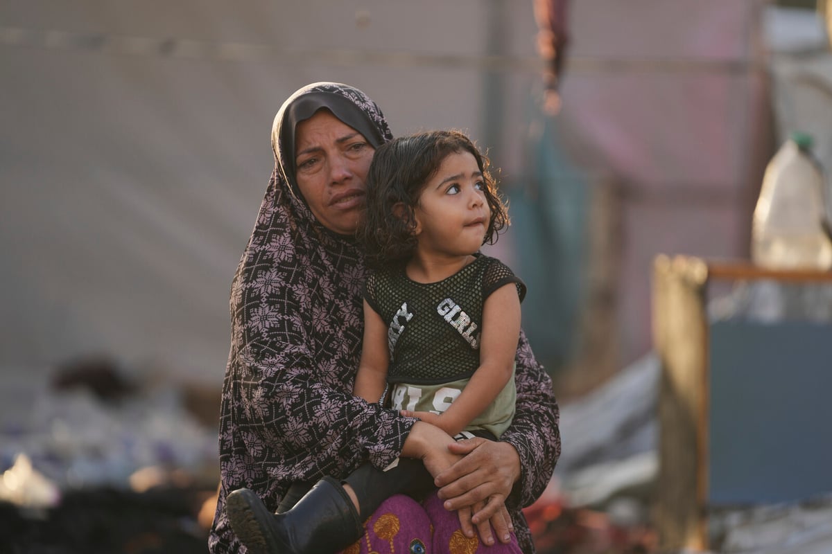Children killed in new Israeli attacks on Gaza