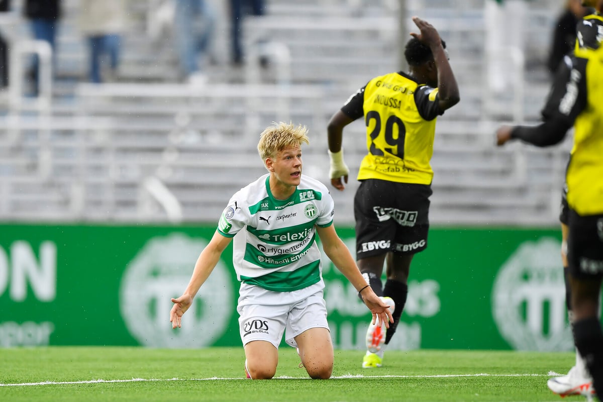 VSK sells successful player Marcus Linday to Heerenveen