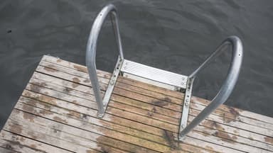Woman waited two years for a decision on a bridge - the state is ...