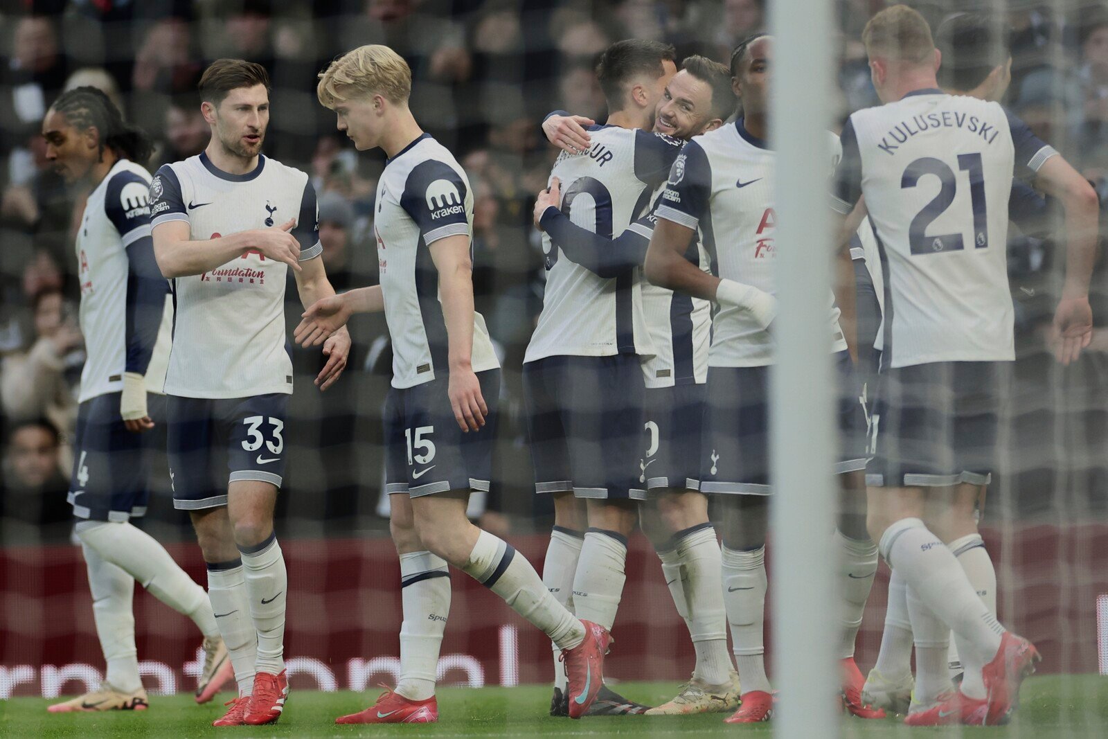 Bergvall behind "Spurs" victory: "I trust him"