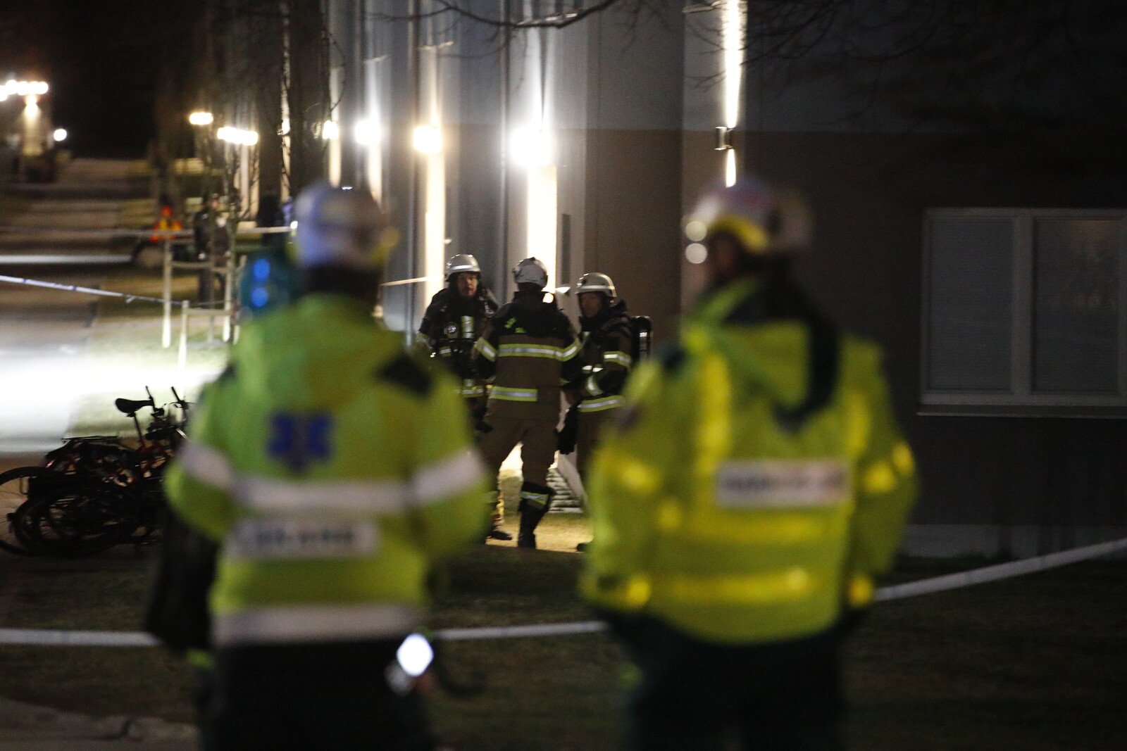 Bomb Alert in Handen Leads
