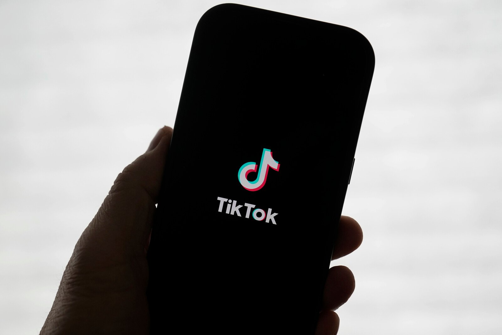 Tiktok Admits to Storing European Data in China Amid EU Fine