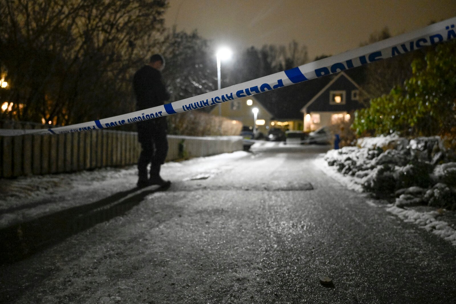 Explosion at row house south