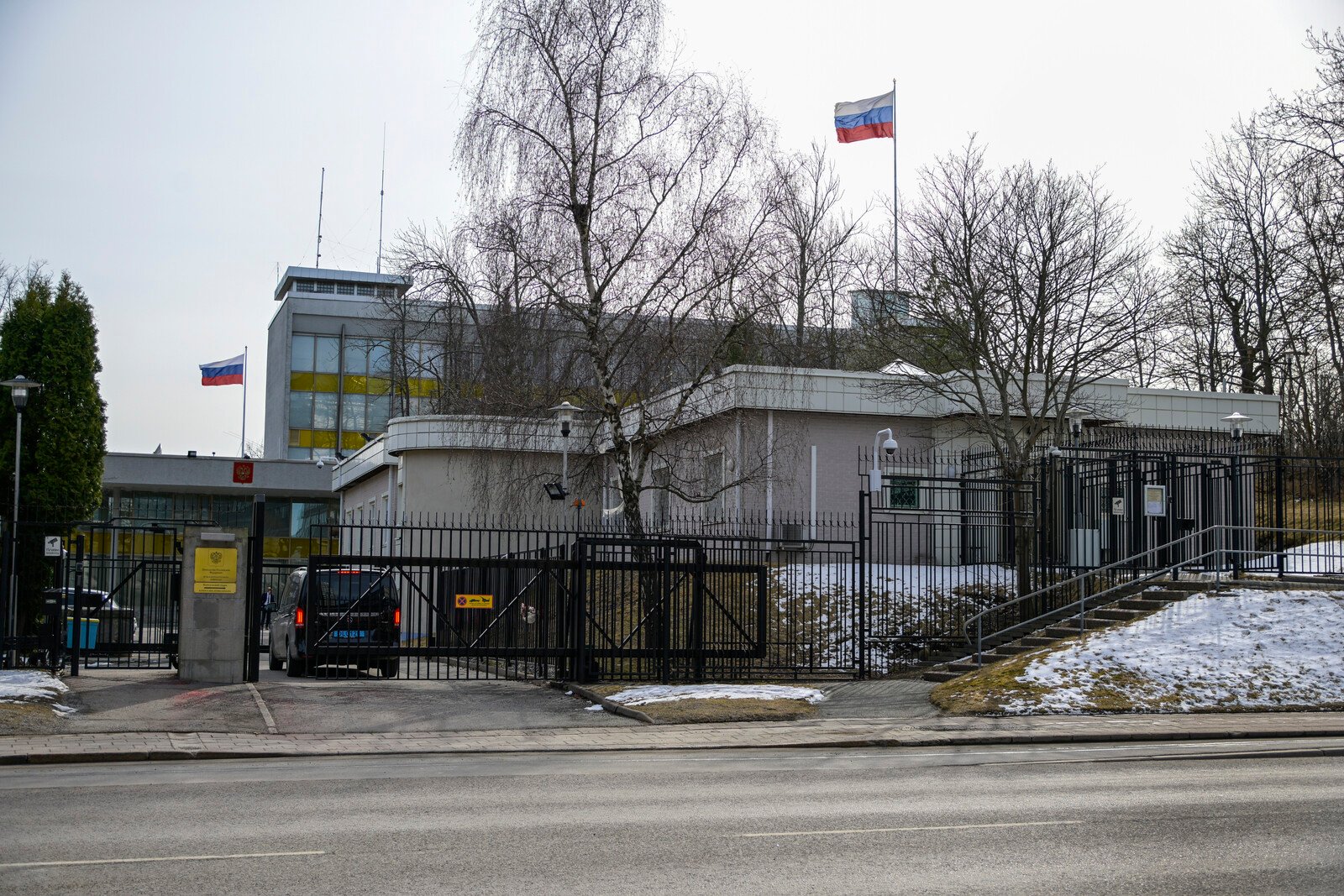 Russian Ambassador: Hard to see