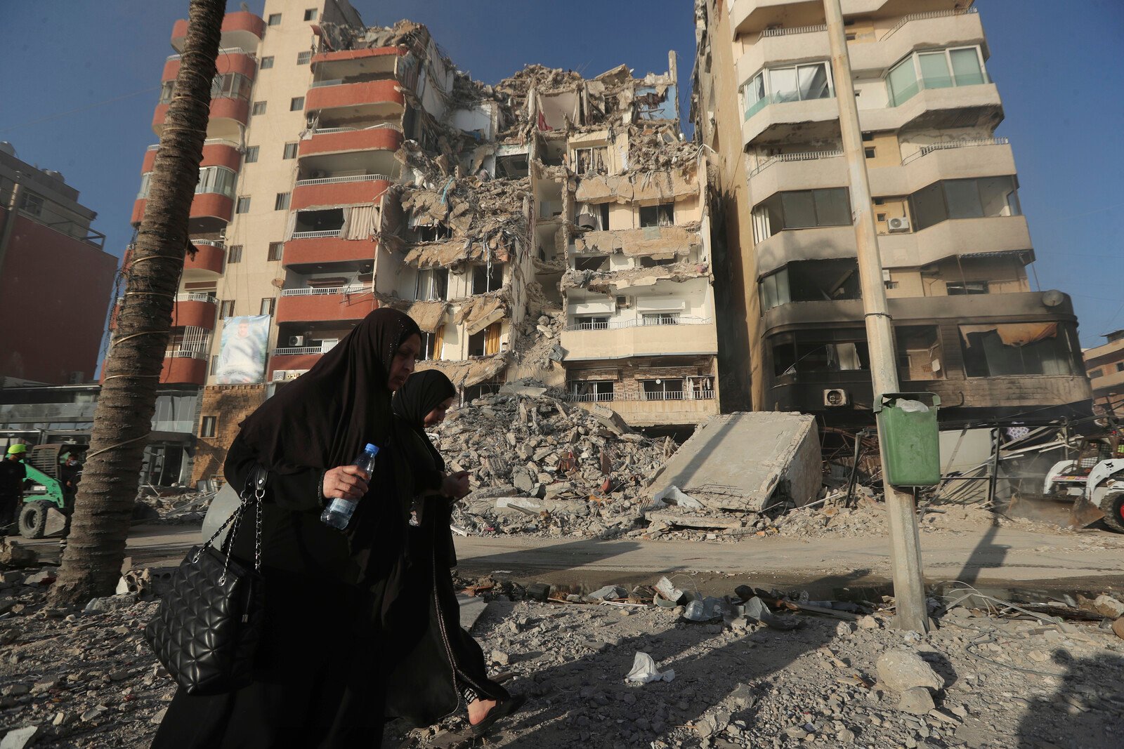 Many dead in attacks in eastern Lebanon
