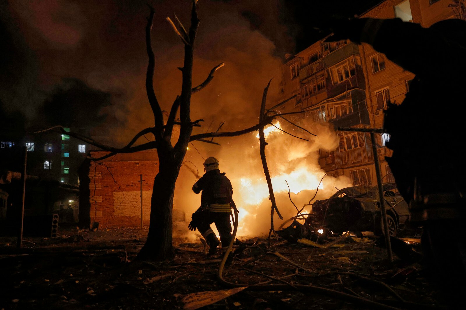 Kremlin Supports Ukraine Ceasefire, But