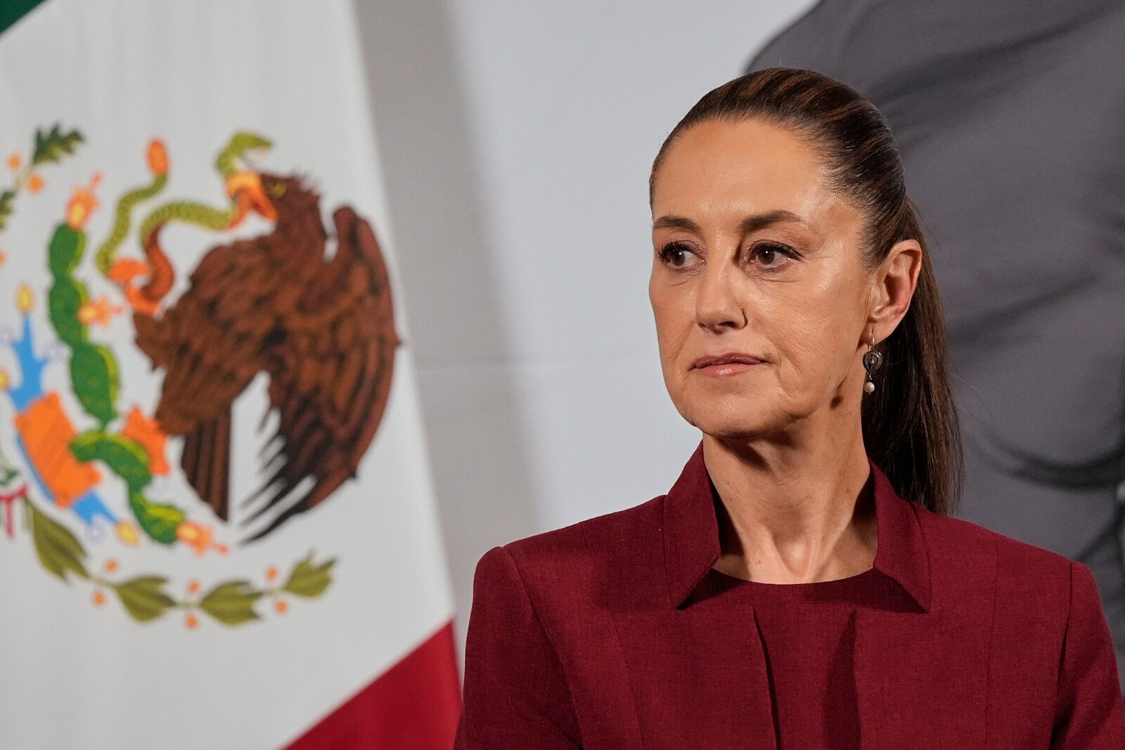 Trump's Proposal to Send Troops to Mexico Rejected by President Sheinbaum