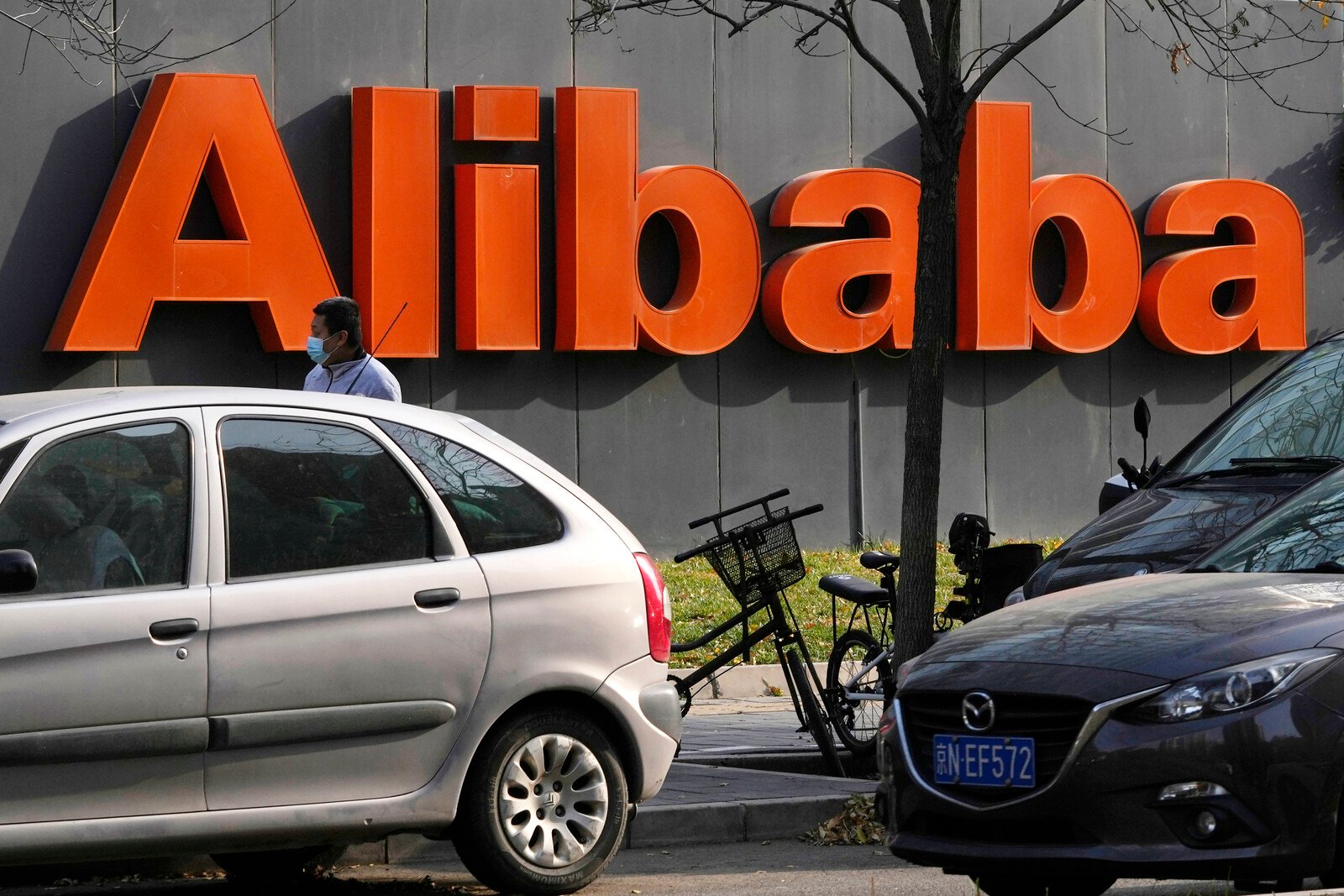 Clear boost for Alibaba –