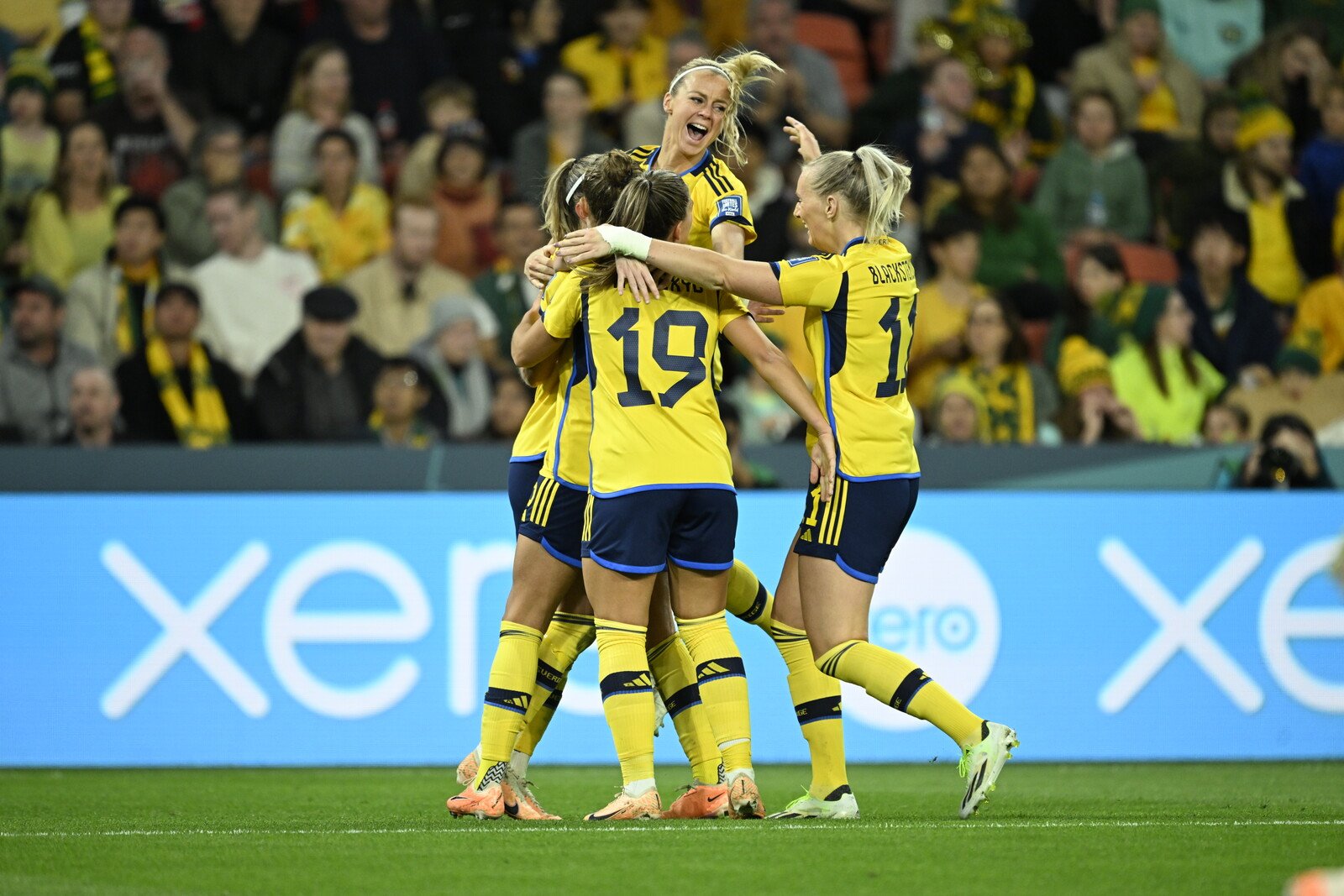 Netflix buys rights to Football World Championship