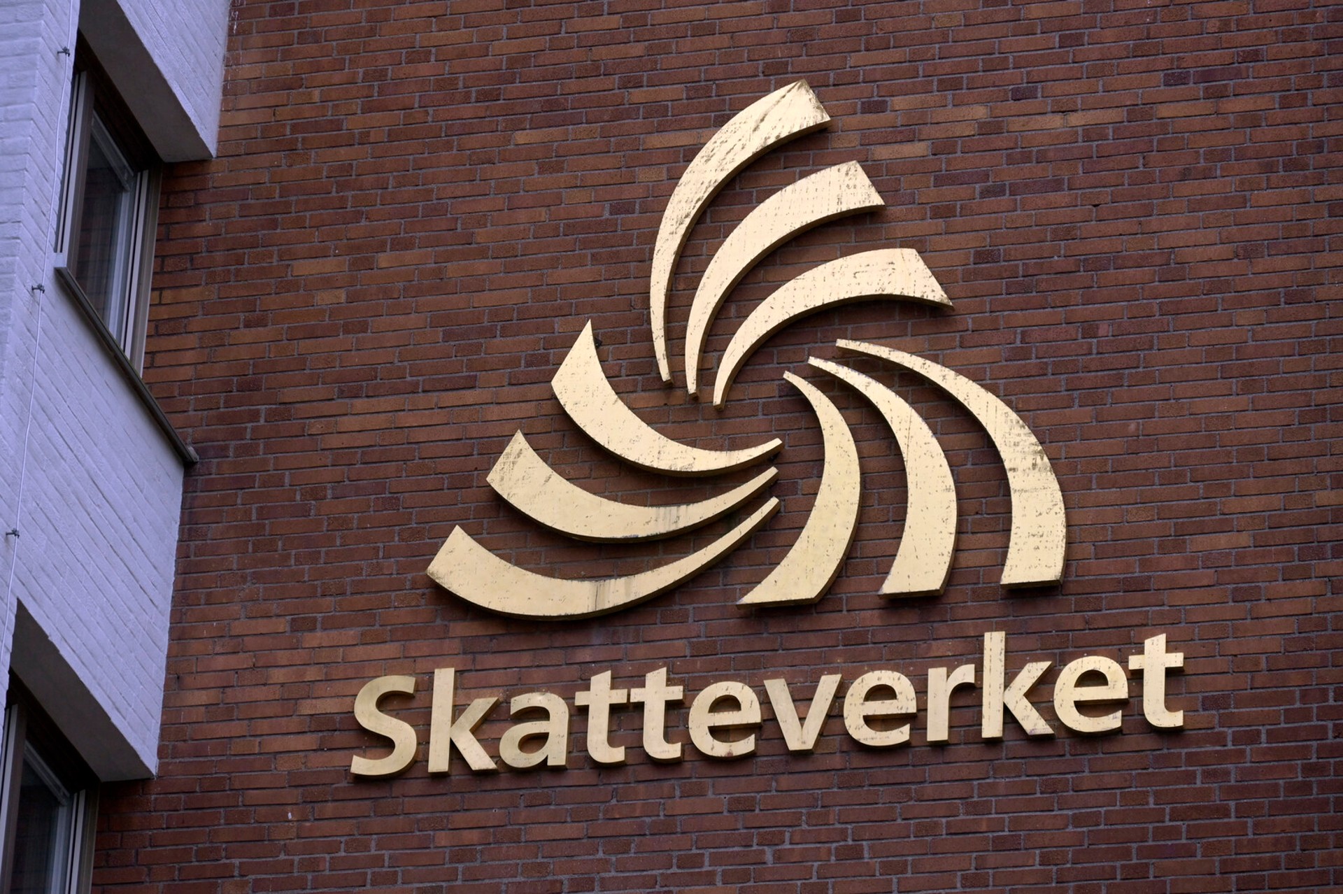 Lawyer with Crime Links Dismissed from Swedish Tax Agency