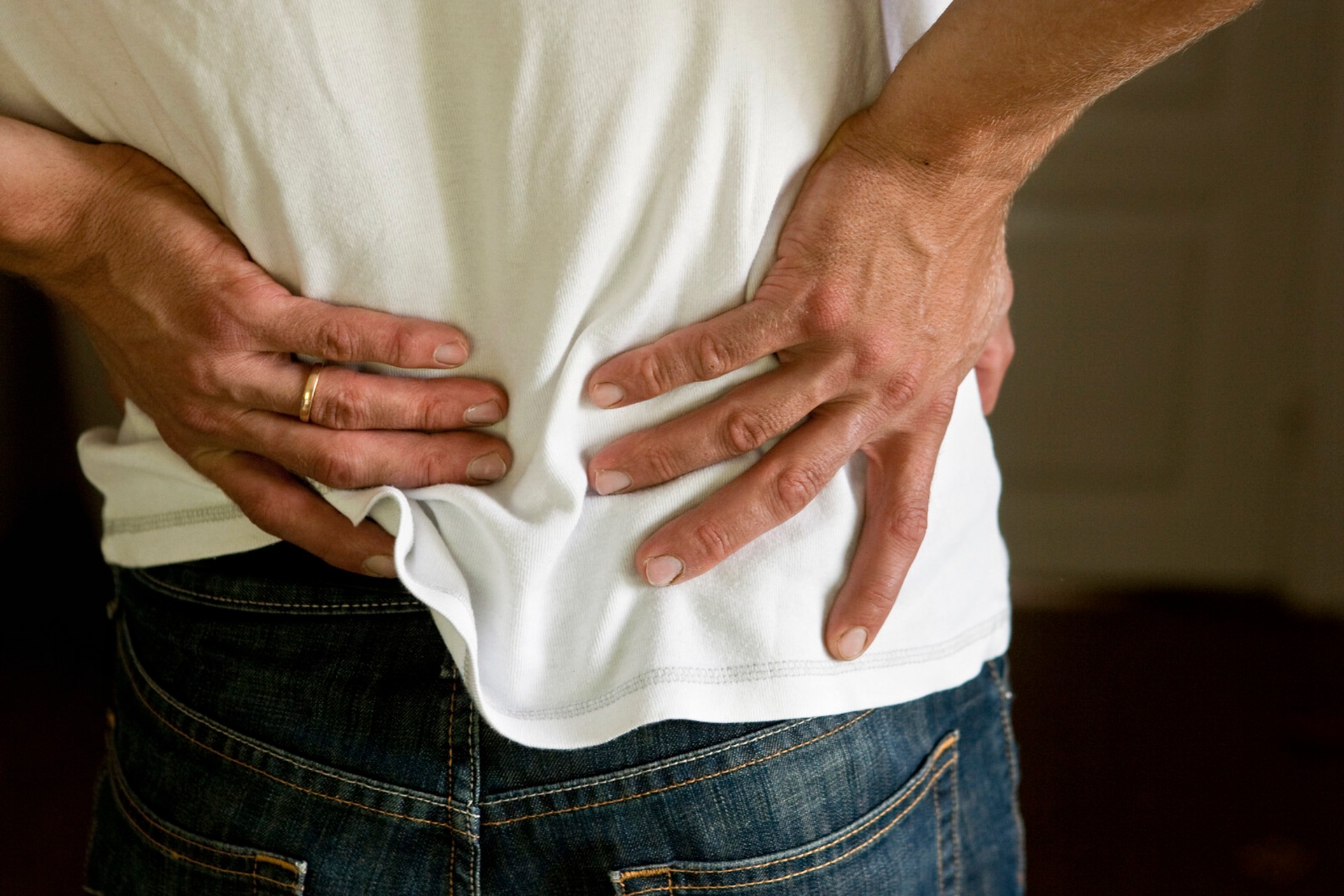 NSAIDs Show Effectiveness for Acute Back Pain, Study Finds