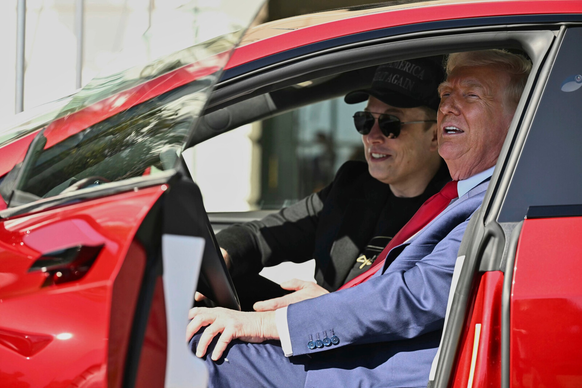 Trump and Bondi Warn Tesla