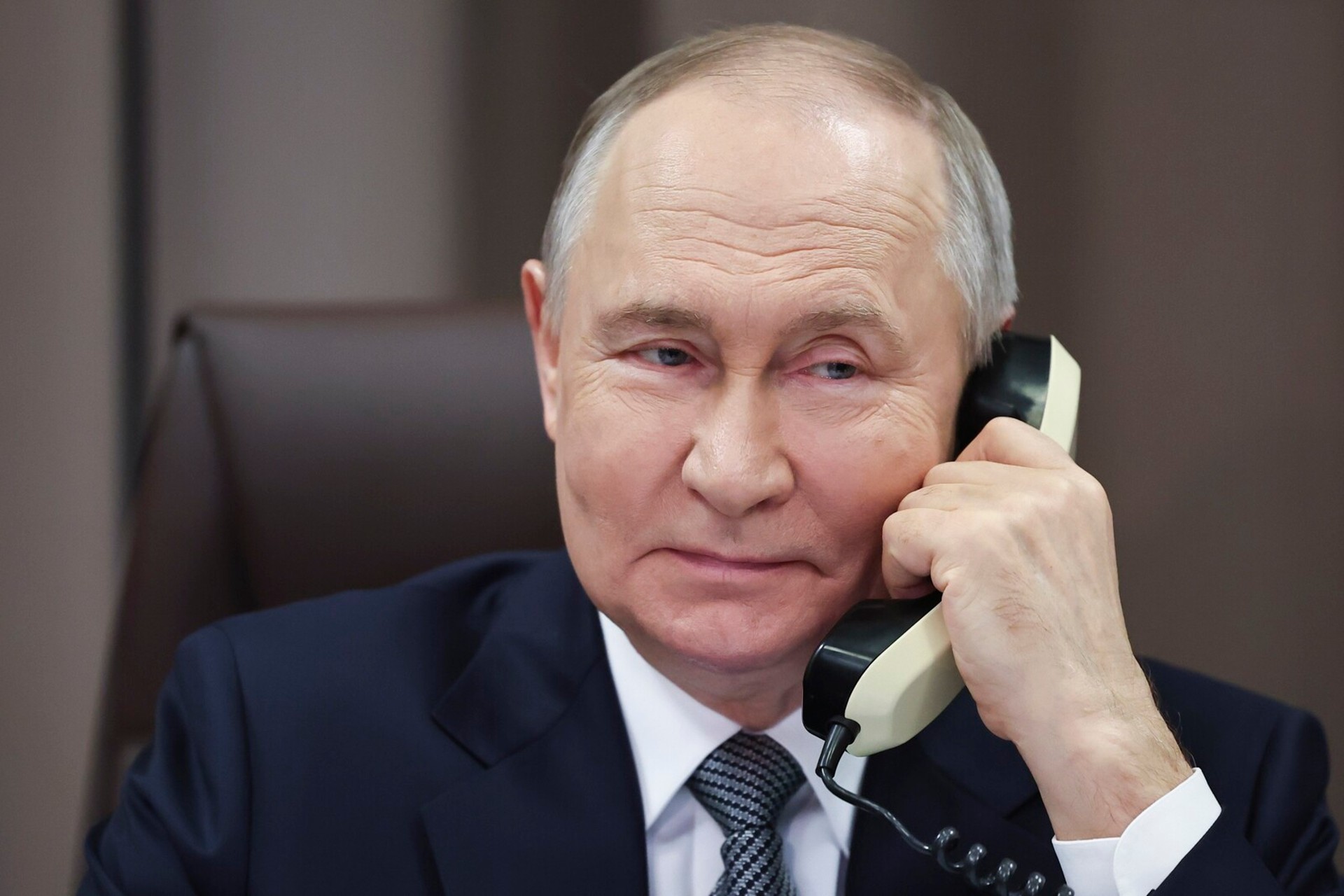 Disagreement about Trump and Putin's conversation: "Playing games"