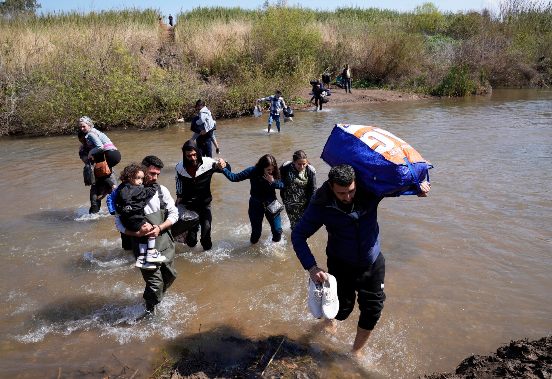 After the Civil War – People Are Fleeing Syria Again