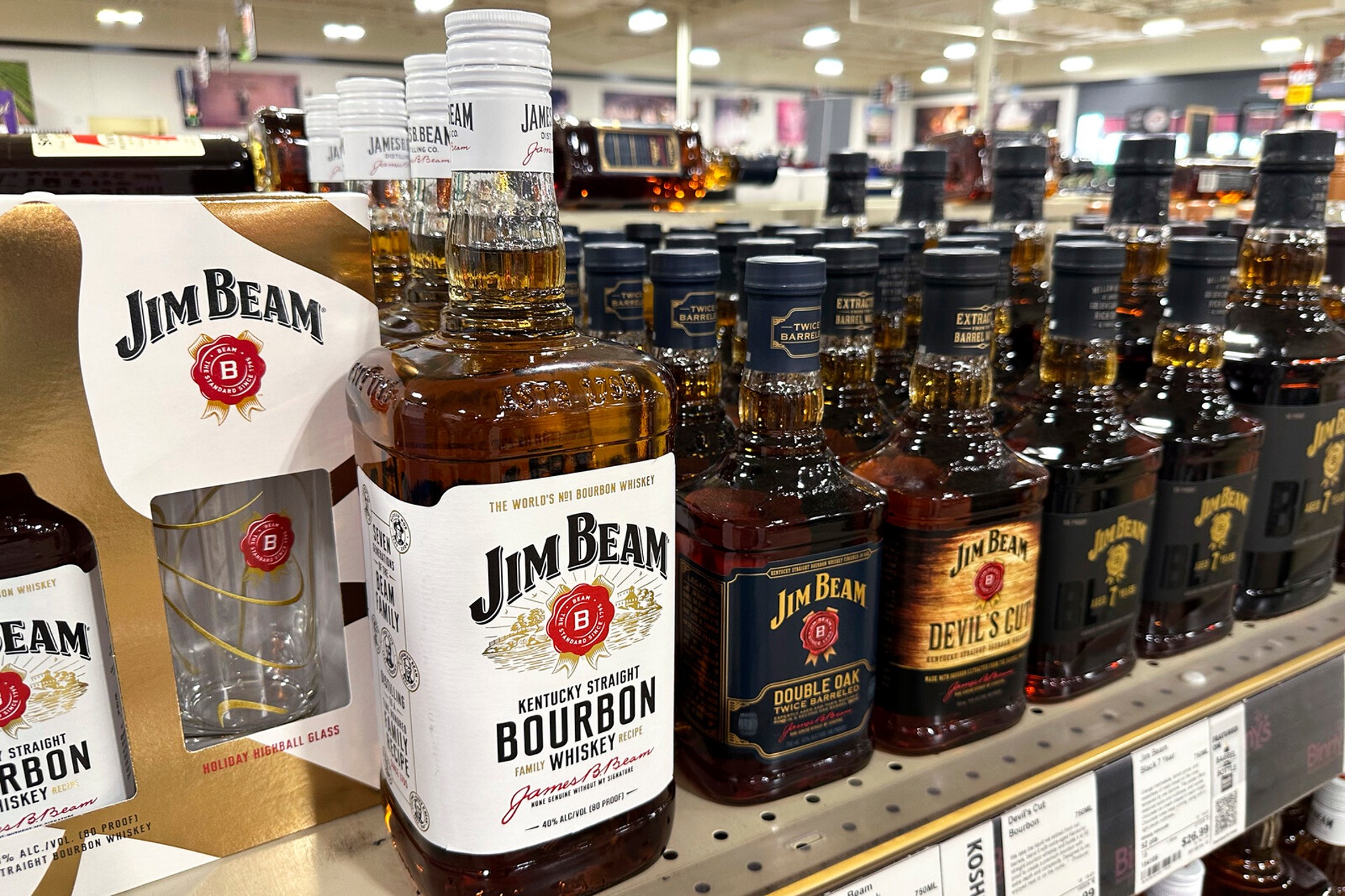 EU Delays Bourbon Tariffs, Seeks Talks with Trump Administration