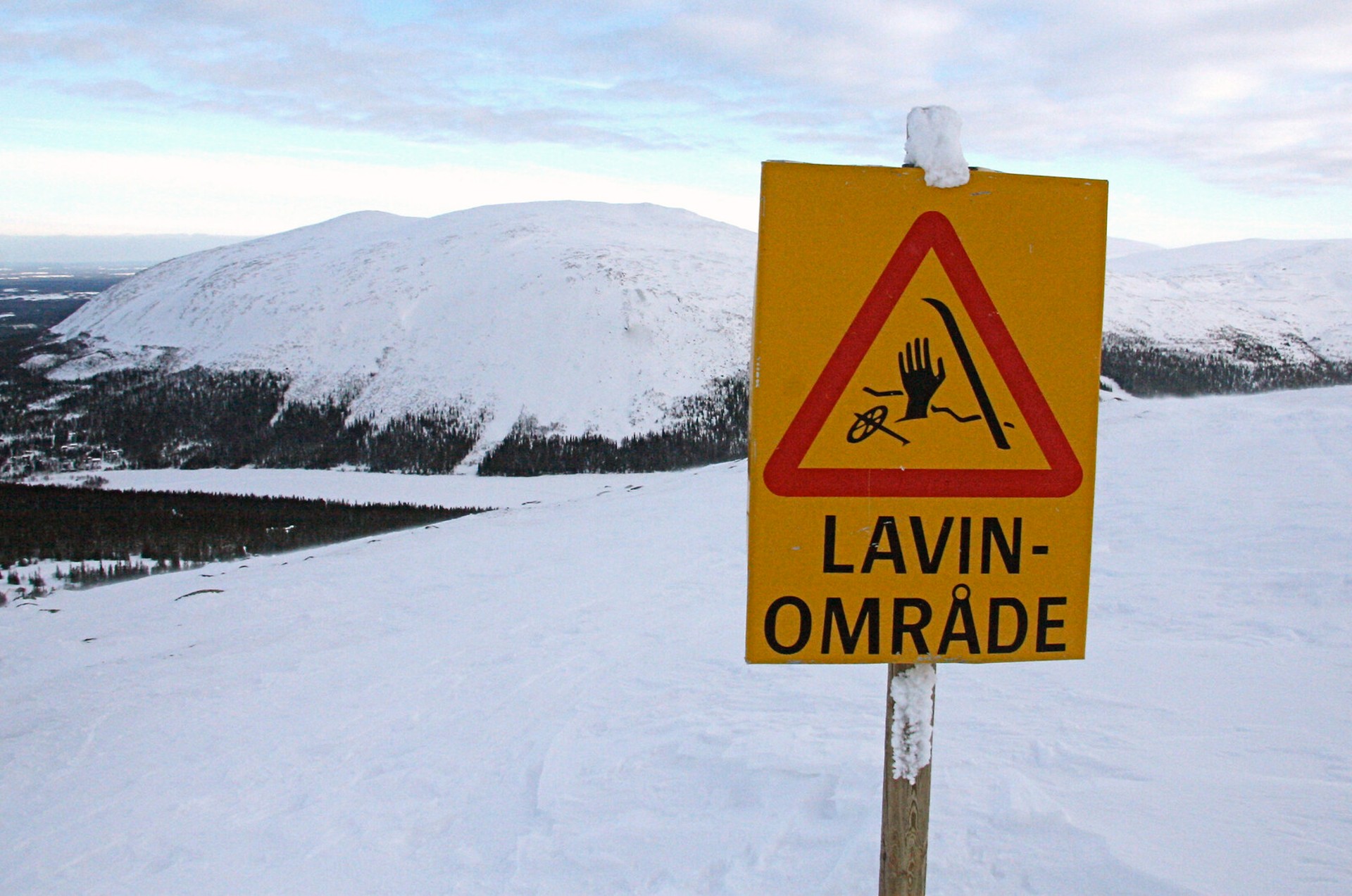 High risk of avalanches in Swedish mountains