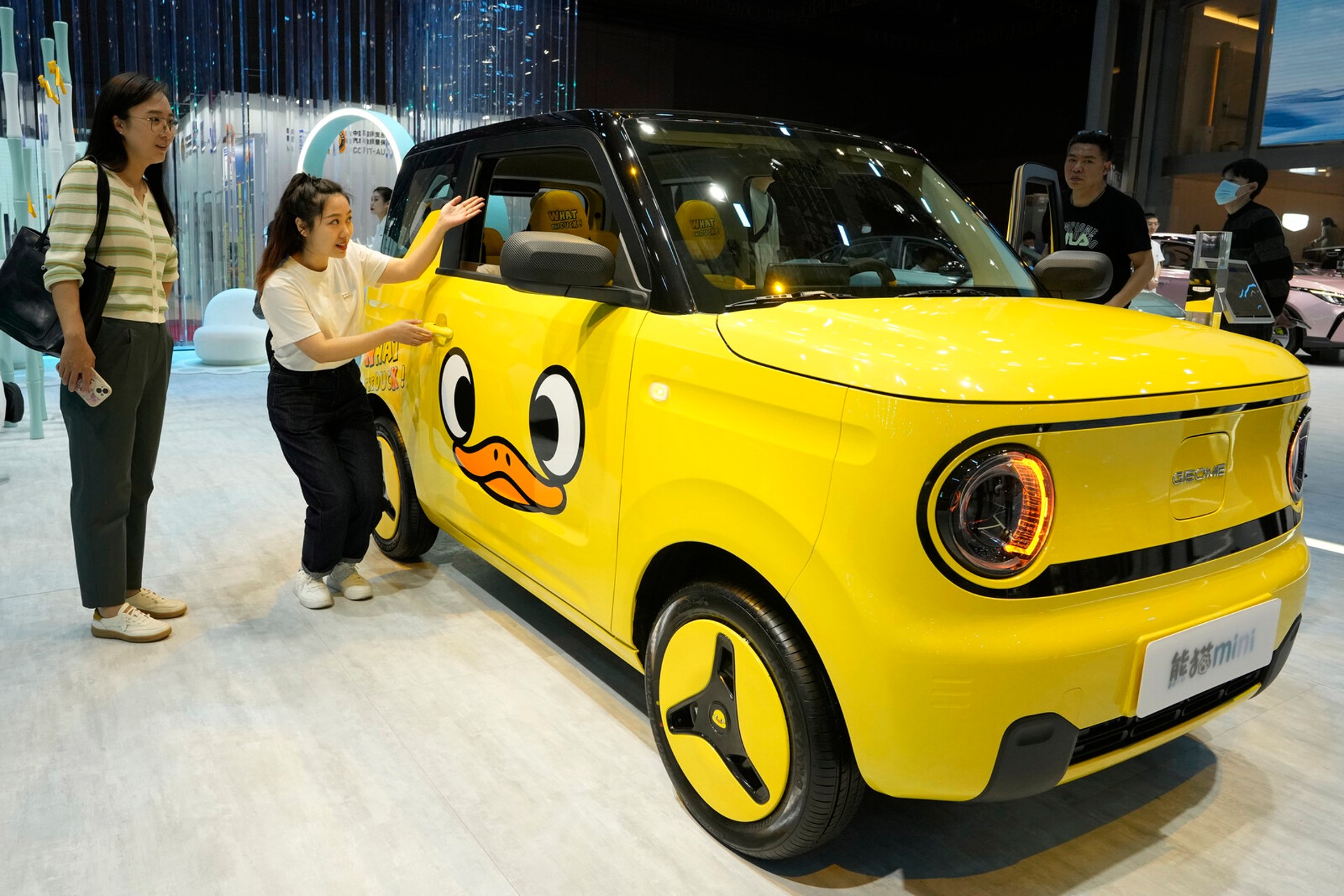 Geely's Profit Soars in 2024 with Strategic Shift and Sales Boost