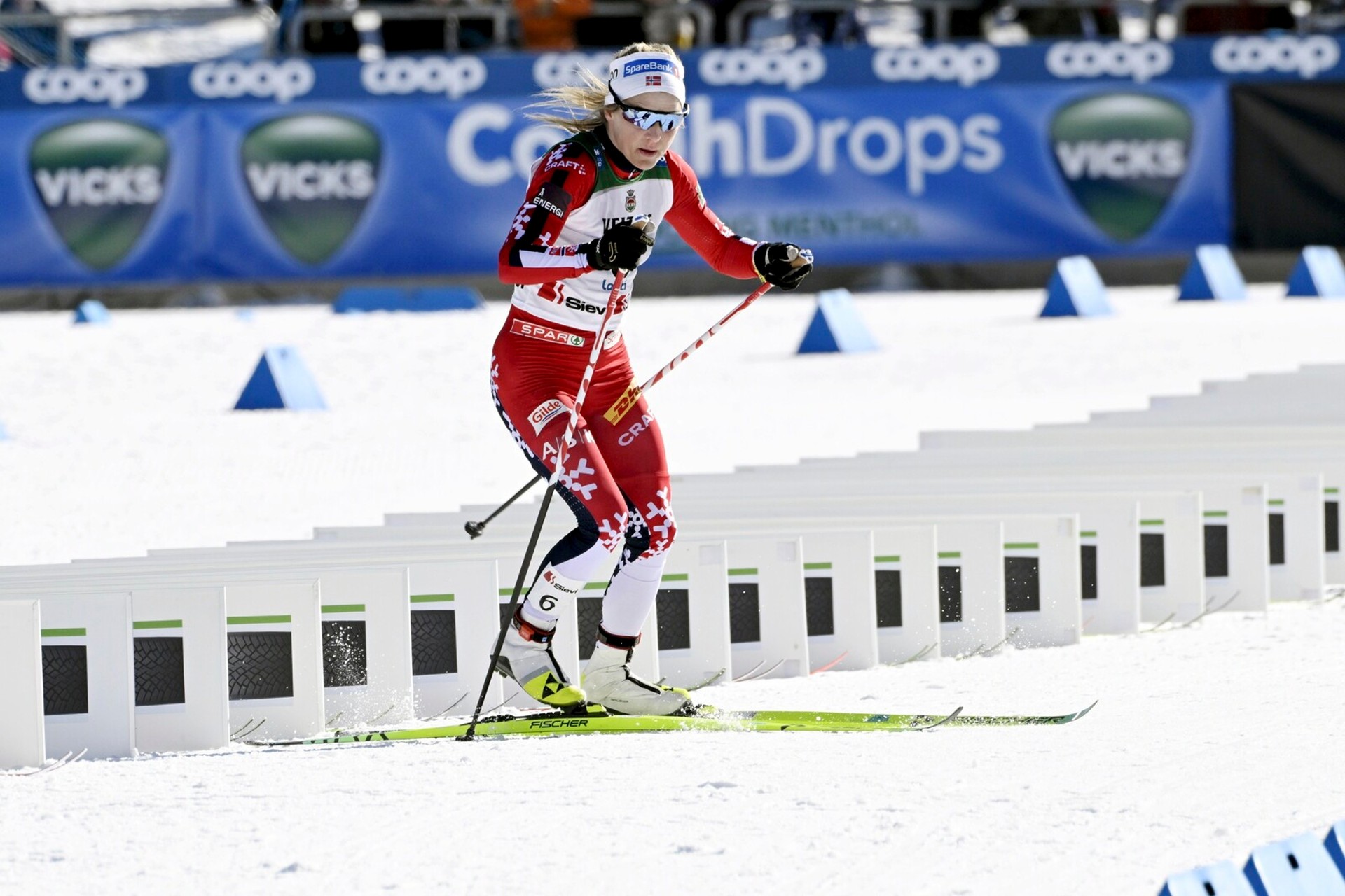 Therese Johaug Dominates in Final Race, Secures Victory in Lahti