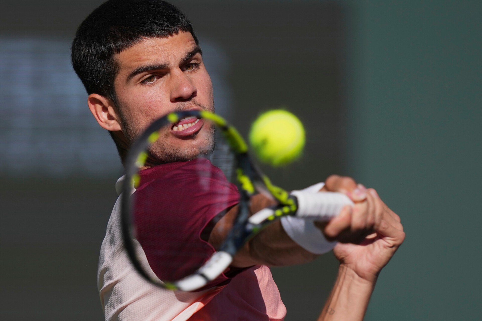 Carlos Alcaraz Upset by 37-Year-Old David Goffin in Miami Tournament